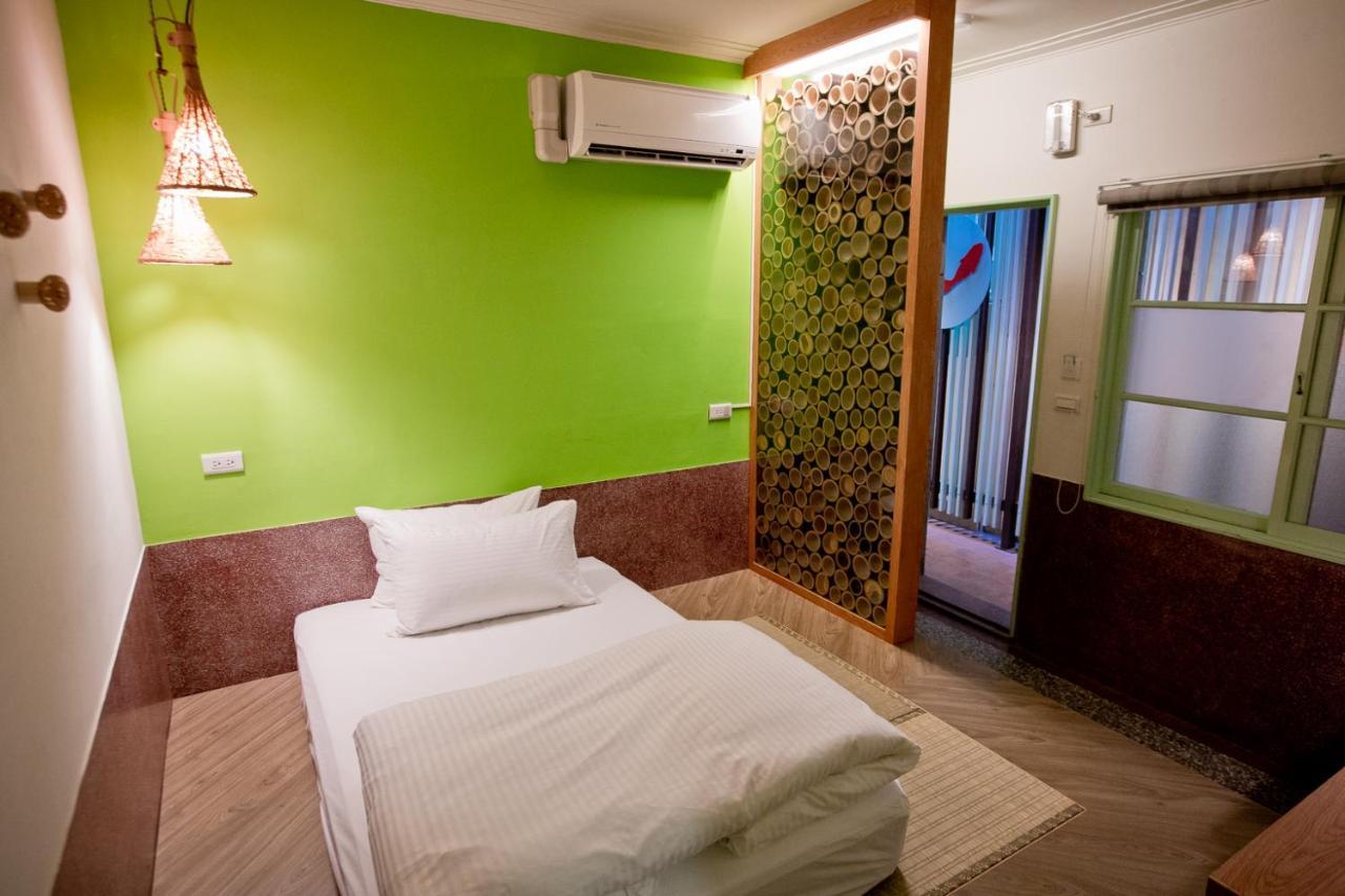 My Way House 好巷一弄民宿 Bed & Breakfast Tainan Luaran gambar